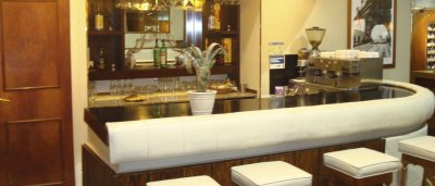 Cafetería y Bar